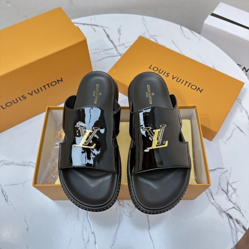 Louis Vuitton Slippers